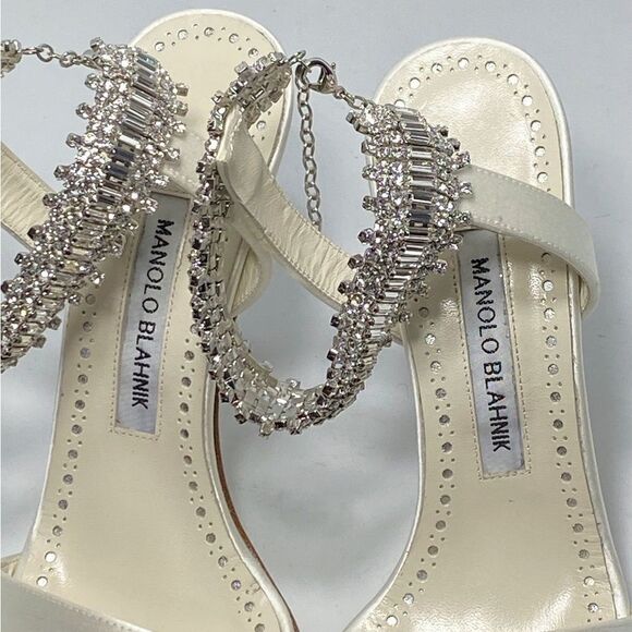 Manolo Blahnik Parinasan 105 Embellished Sandals size 37 - Picture 9 of 12